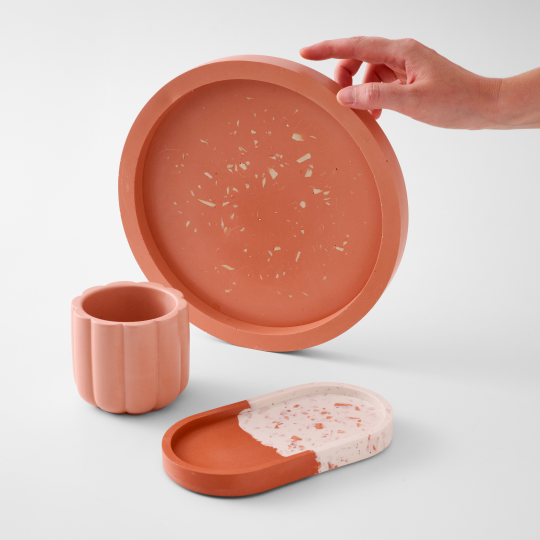 Sanatçının Sınırsız Hayal Gücü: Jesmonite Nedir ve Neden Tercih Ediyoruz?