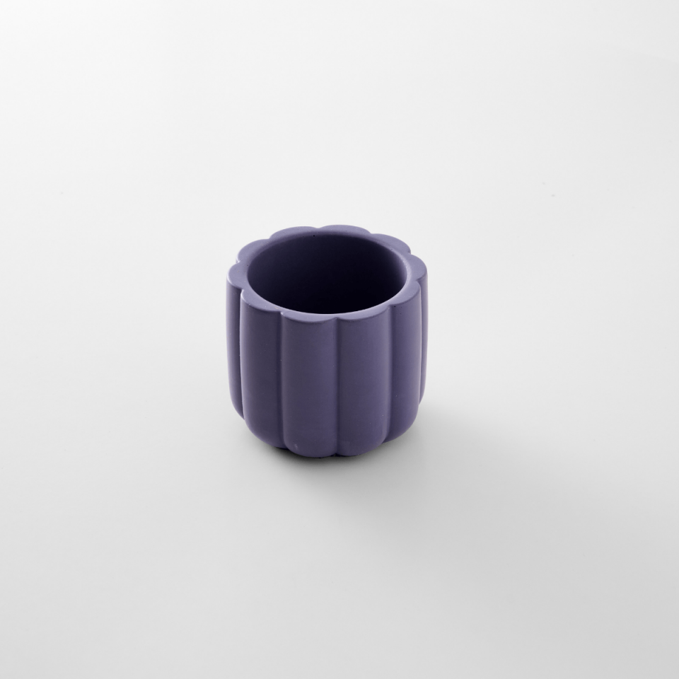 Çiçek Formlu Kap/Jar