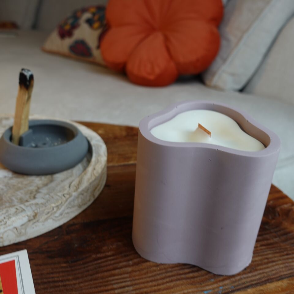 Lila Beton Soya Mum
